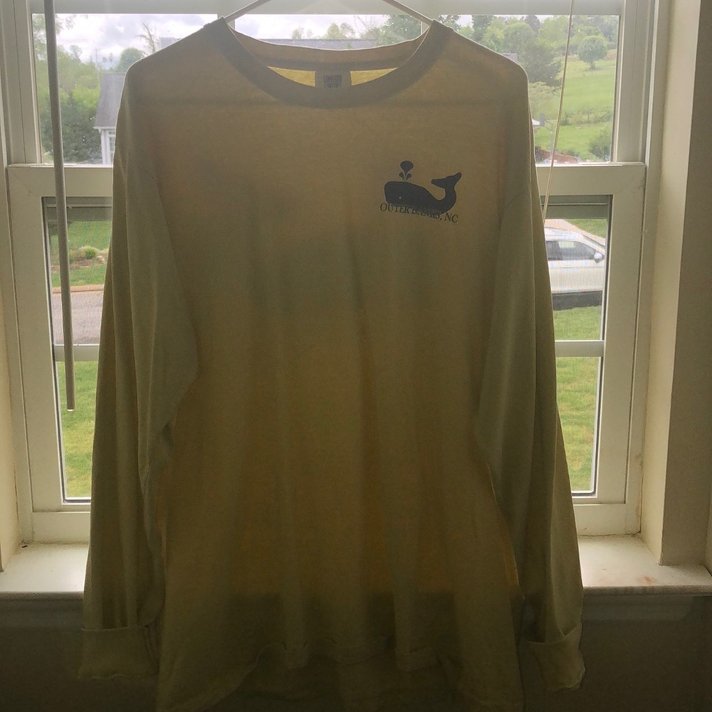Yellow outer backs long sleeve shirt